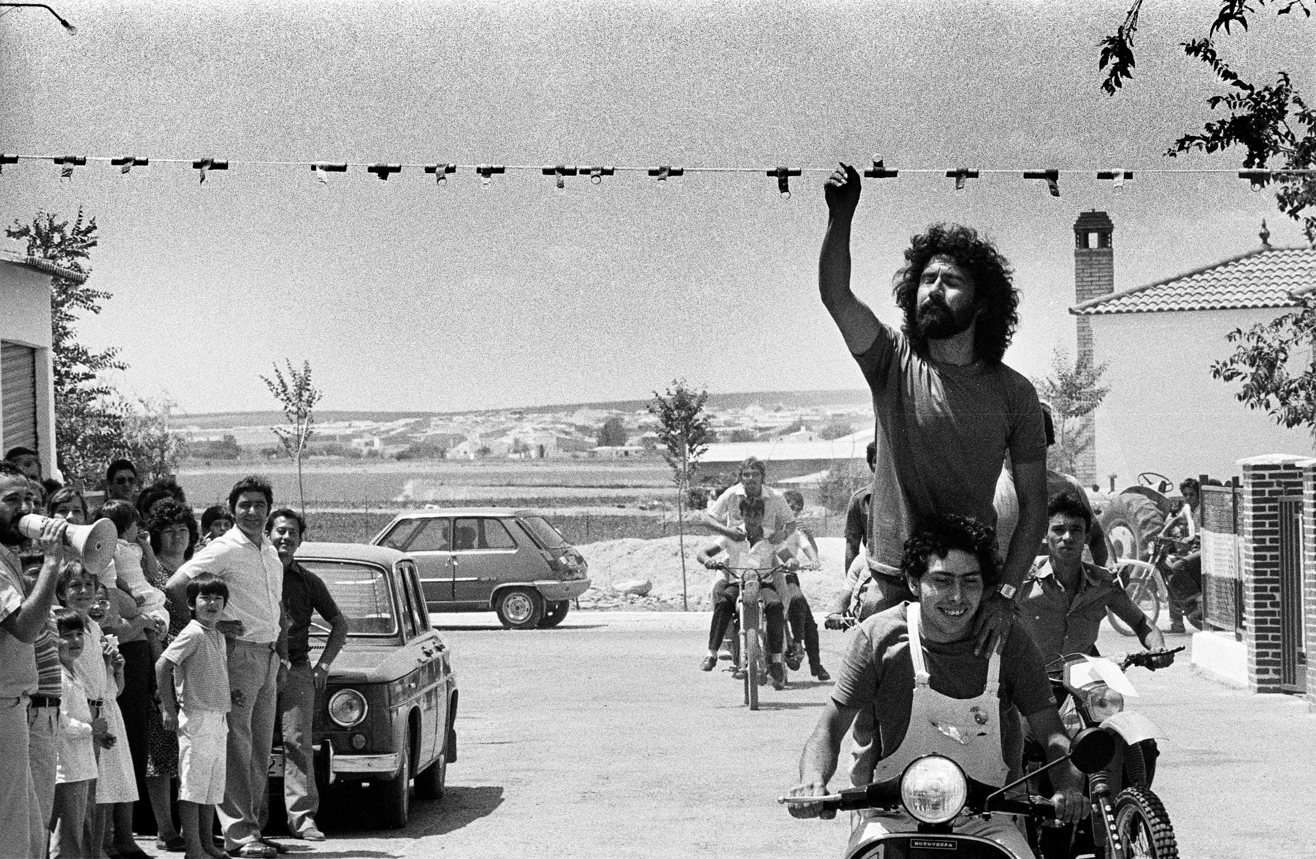 1983286-19 marinaleda